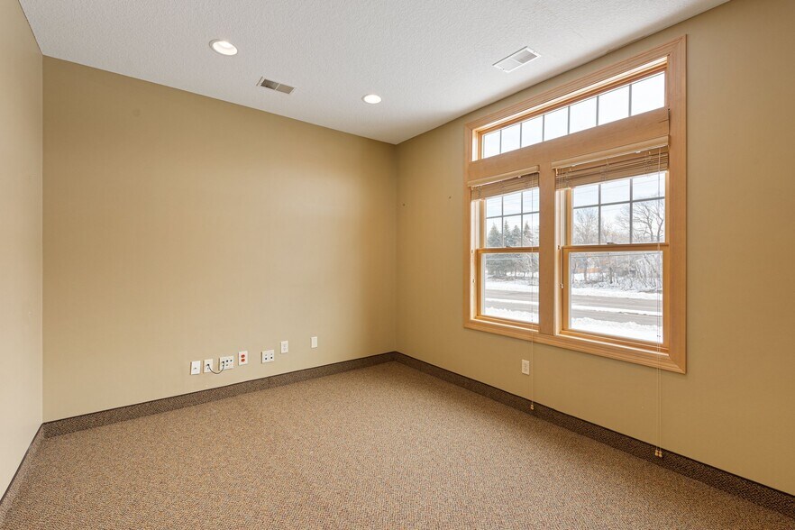 More Photos Of 1509 Southcross Dr W, Burnsville Office For Sale