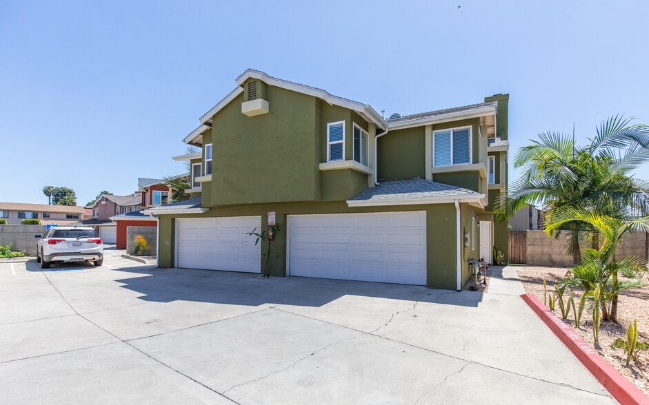 More Photos Of 445-523 Hart Dr, El Cajon Apartments For Sale