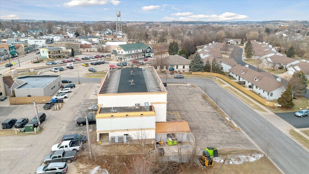 More Photos Of 107 Baker St, Waunakee Storefront Retail Office For Sale