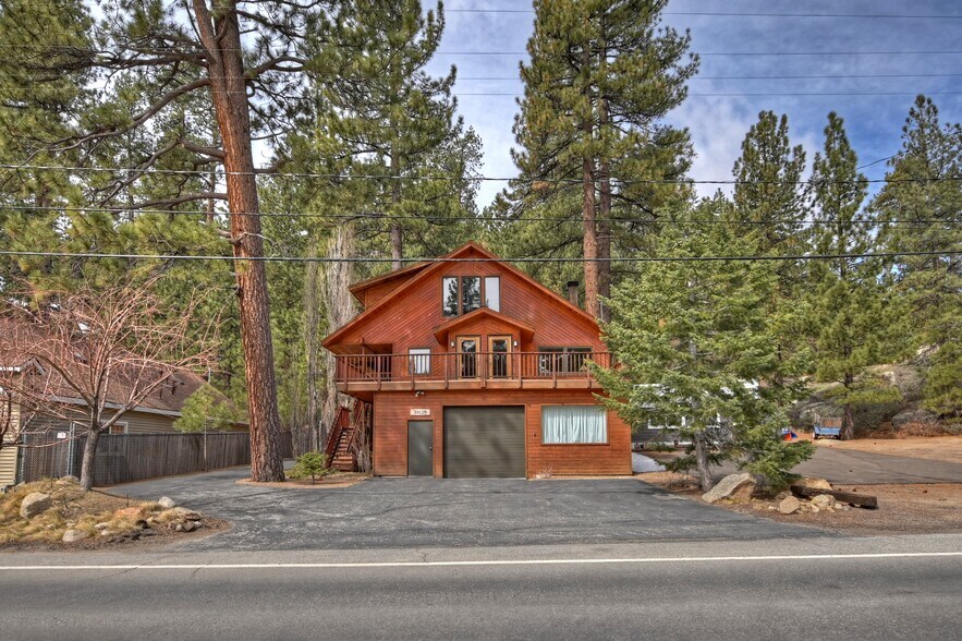 More Photos Of 39128 N Shore Dr, Fawnskin Specialty For Sale
