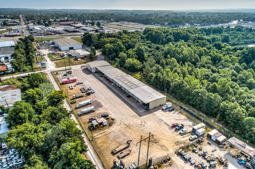 More Photos Of 1242 Nowell Dr, Augusta Warehouse For Sale