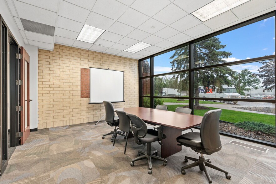 More Photos Of 2905 Lexington Ave S, Eagan Flex For Sale