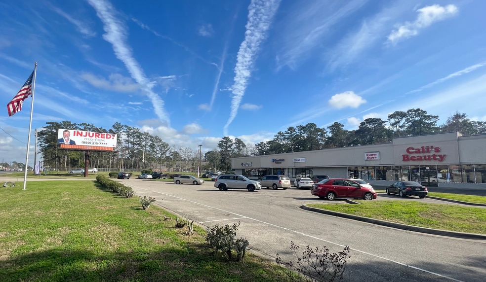 More Photos Of 3219 Apalachee Pky, Tallahassee General Retail For Lease