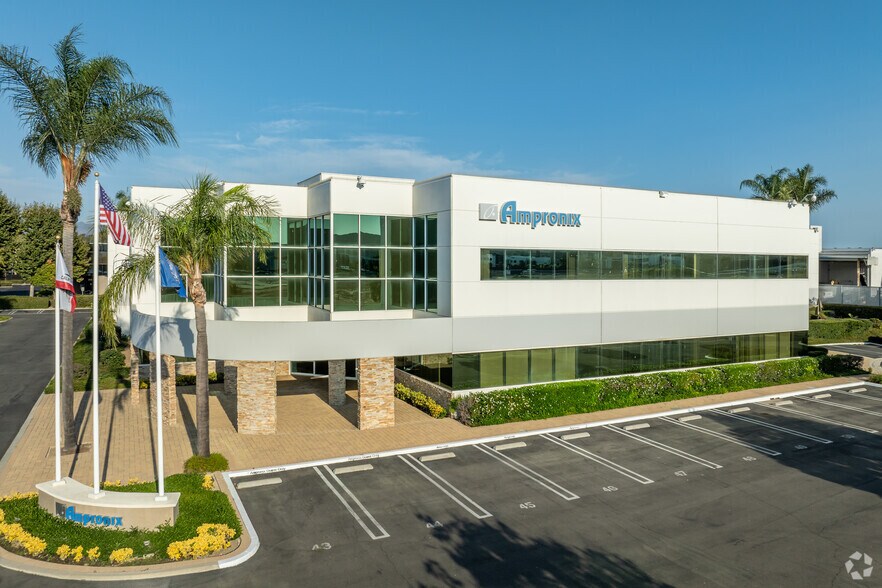 More Photos Of 15 Whatney, Irvine Research And Development For Lease