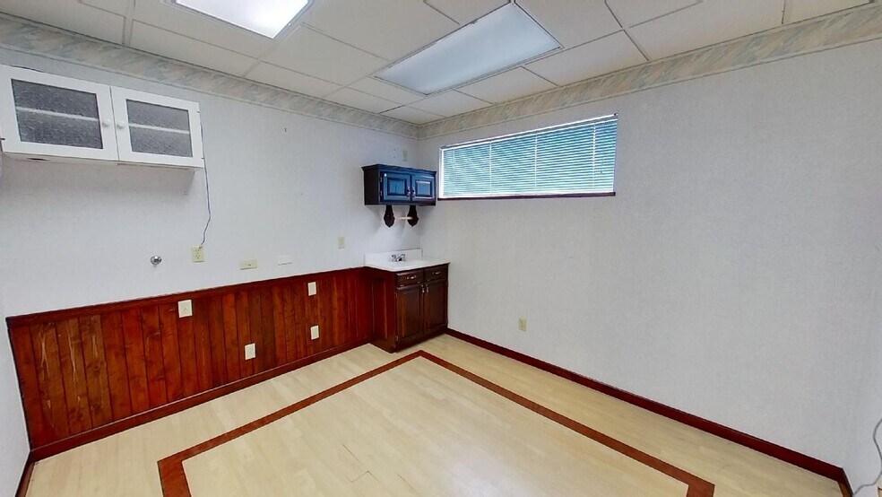 More Photos Of 1629 Union Ave, Natrona Heights Medical For Sale