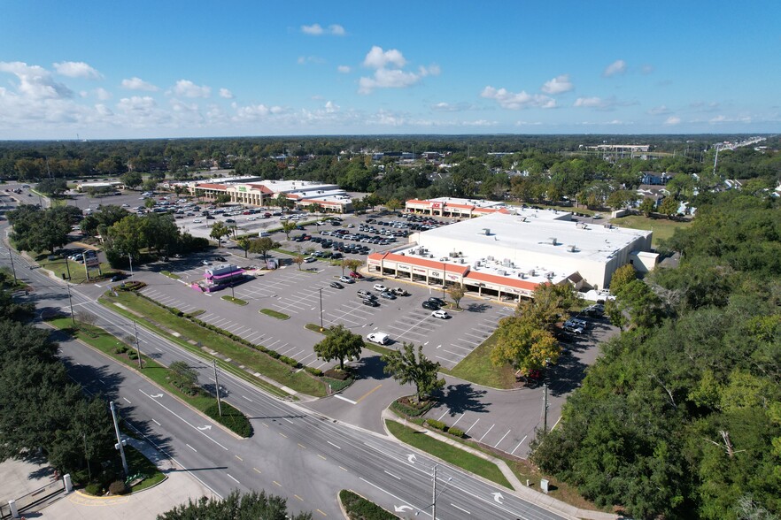 More Photos Of 442-510 S Hunt Club Blvd, Apopka Unknown For Lease