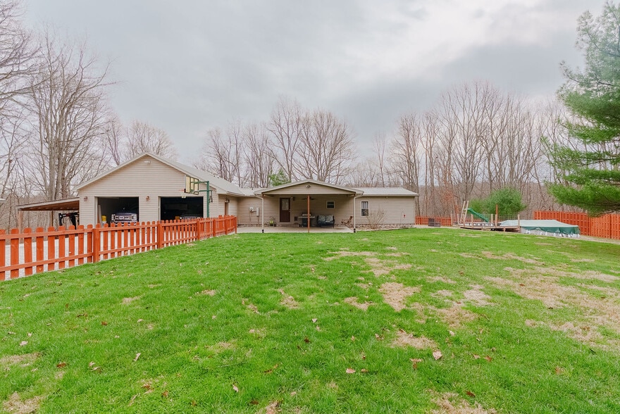 More Photos Of 15017 State Route 678, Rockbridge Specialty For Sale