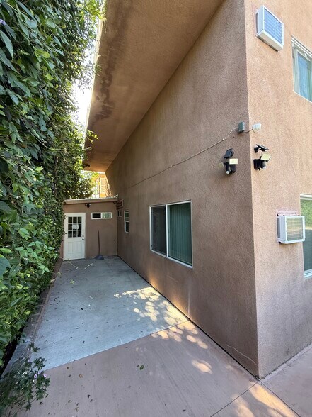 More Photos Of 1344 E Broadway, Glendale Apartments For Sale