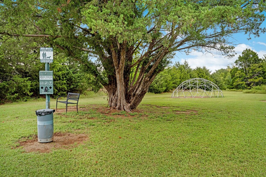 More Photos Of 3000 S 9th St, Chickasha Apartments For Sale
