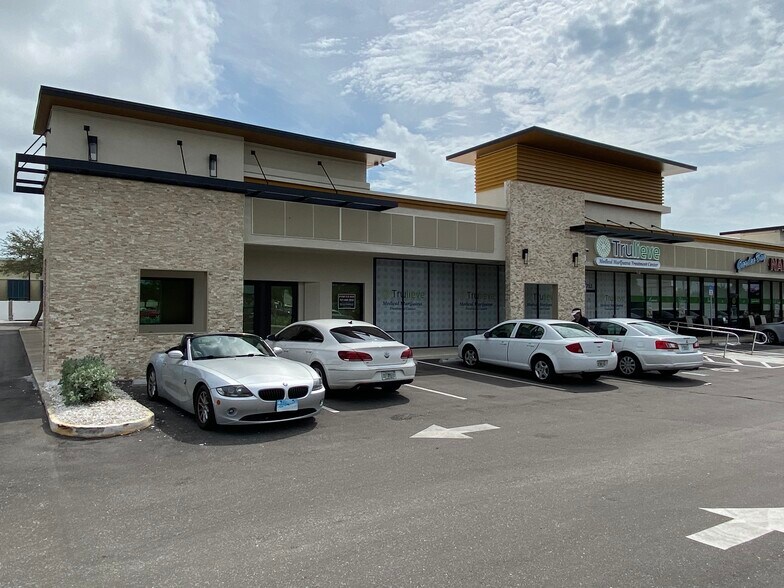 More Photos Of 6750-6754 22nd Ave, Saint Petersburg Freestanding For Lease