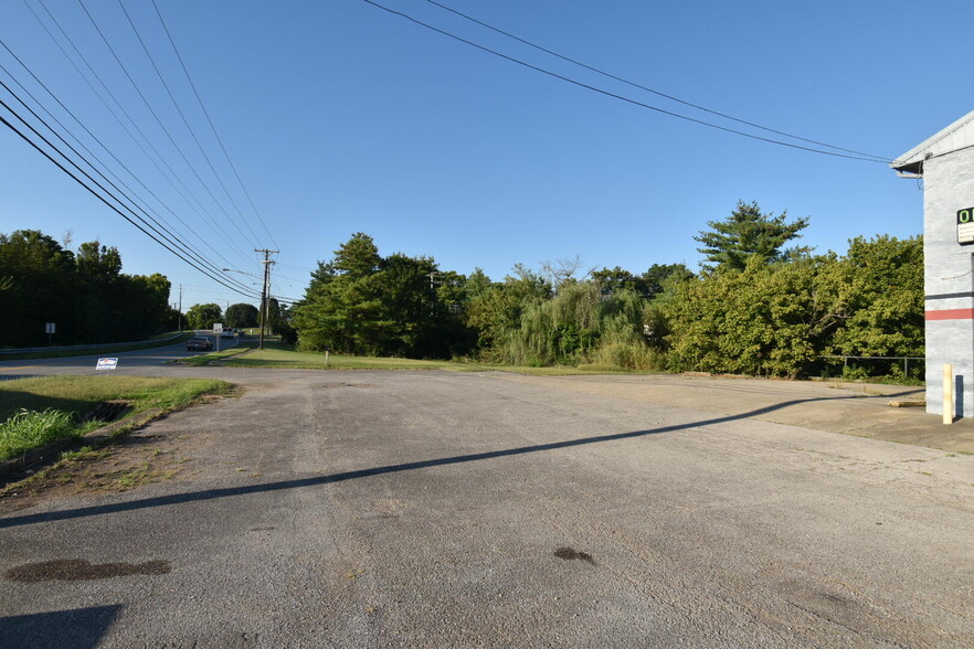 More Photos Of 1620 Shakertown Rd, Danville Auto Repair For Sale