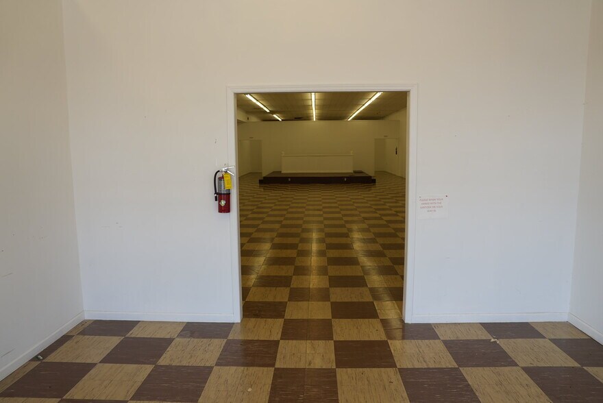 More Photos Of 1214 Union St, Spartanburg Storefront For Lease