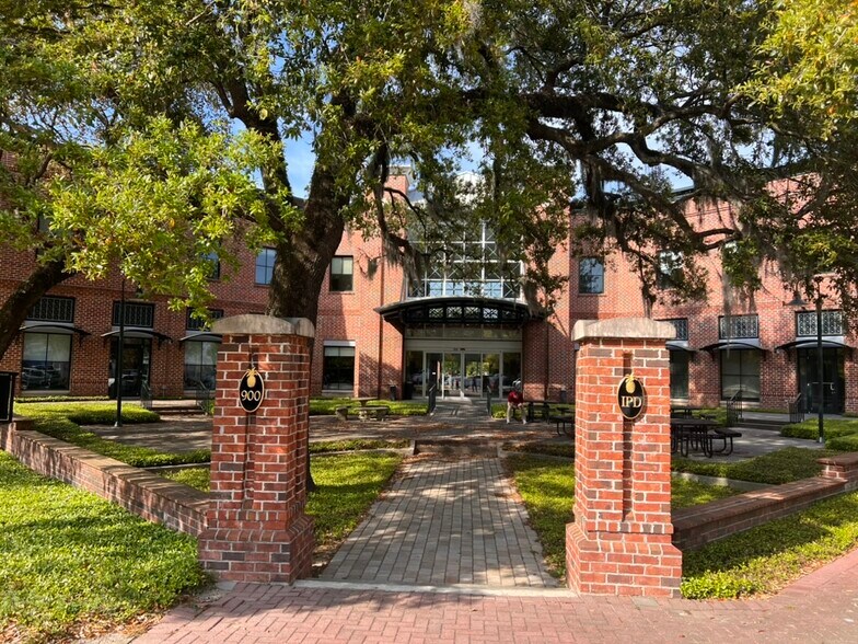 Primary Photo Of 900 Island Park Dr, Charleston Office For Lease