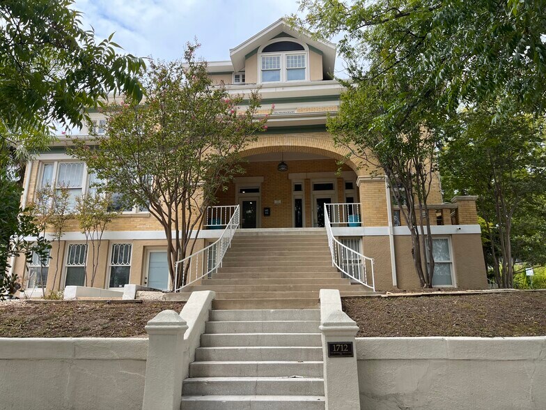 More Photos Of 1712 Rio Grande St, Austin Loft Creative Space For Sale