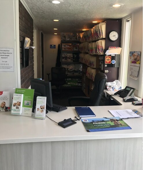 More Photos Of 44 N 800 W, Salt Lake City Veterinarian Kennel For Sale
