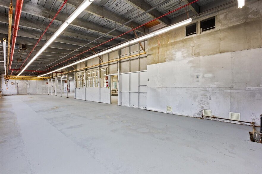 More Photos Of 304 W Main St, Norton Industrial For Sale