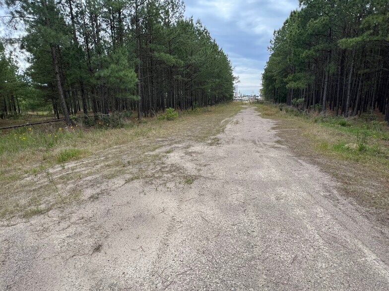 More Photos Of Lee Paving -1, Aberdeen Land For Sale