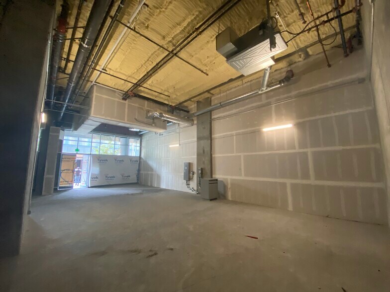 More Photos Of 825 S Hill St, Los Angeles Apartments For Lease