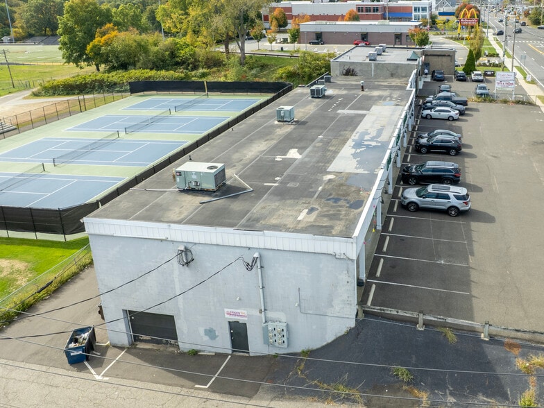 More Photos Of 461 Bridgeport Ave, Milford Unknown For Lease