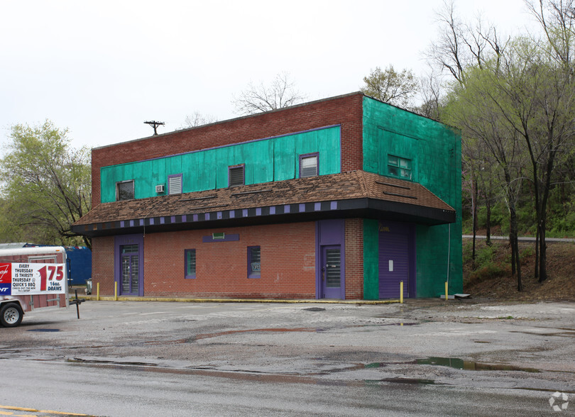 Primary Photo Of 1010 Merriam Ln, Kansas City Warehouse For Sale