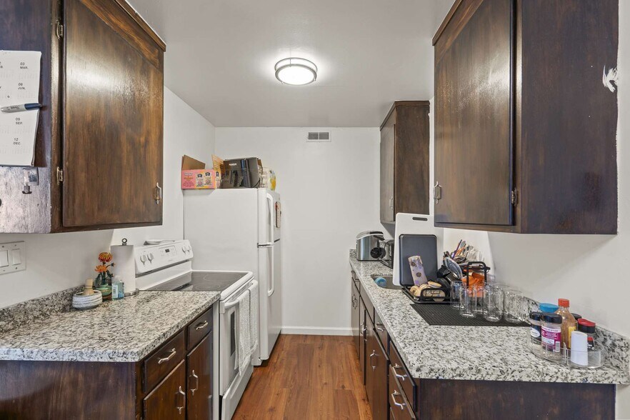 More Photos Of 642 S 7th St, San Jose Apartments For Sale