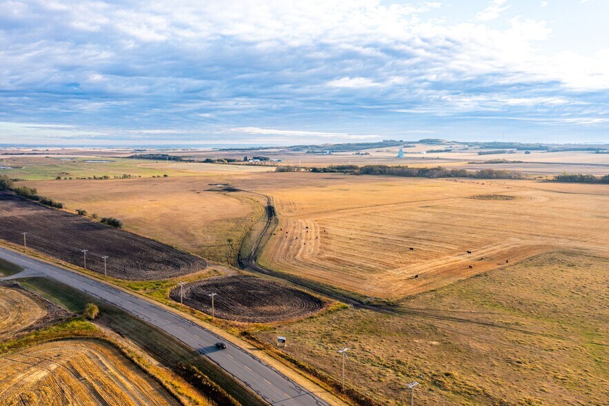 More Photos Of 7520 C & E Trl, Innisfail Land For Sale