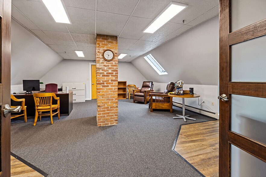 More Photos Of 323 State St, Augusta Office Residential For Sale