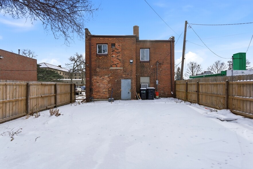 More Photos Of 4026 W McNichols Rd, Detroit Flex For Sale