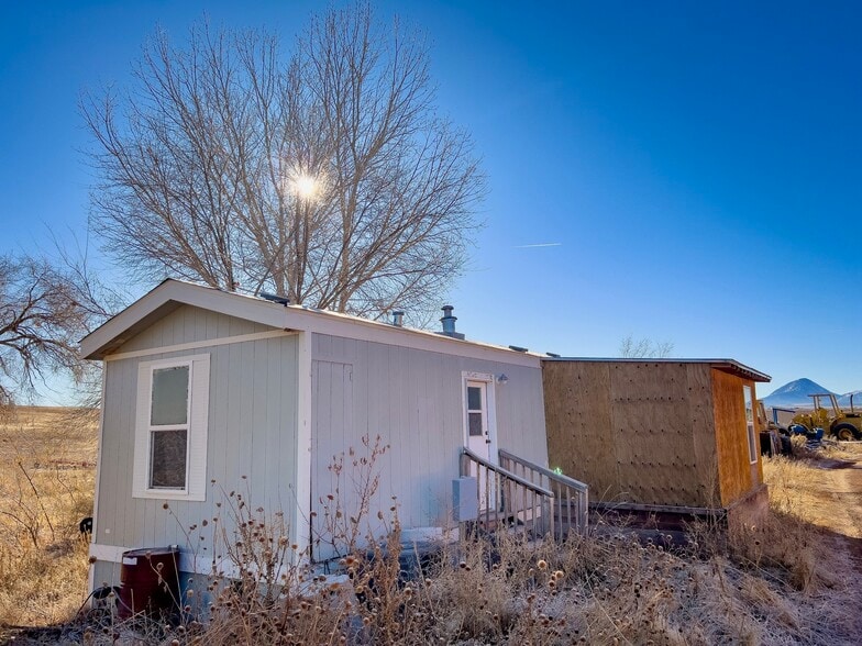 More Photos Of 19444 Road 16.5, Yellow Jacket Specialty For Sale
