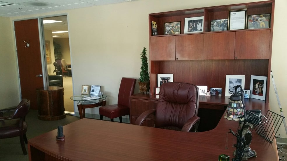 More Photos Of 24800 Chrisanta Dr, Mission Viejo Loft Creative Space For Lease