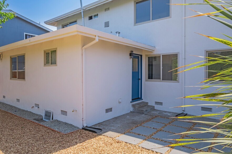 More Photos Of 344 Pennsylvania Dr, Watsonville Apartments For Sale