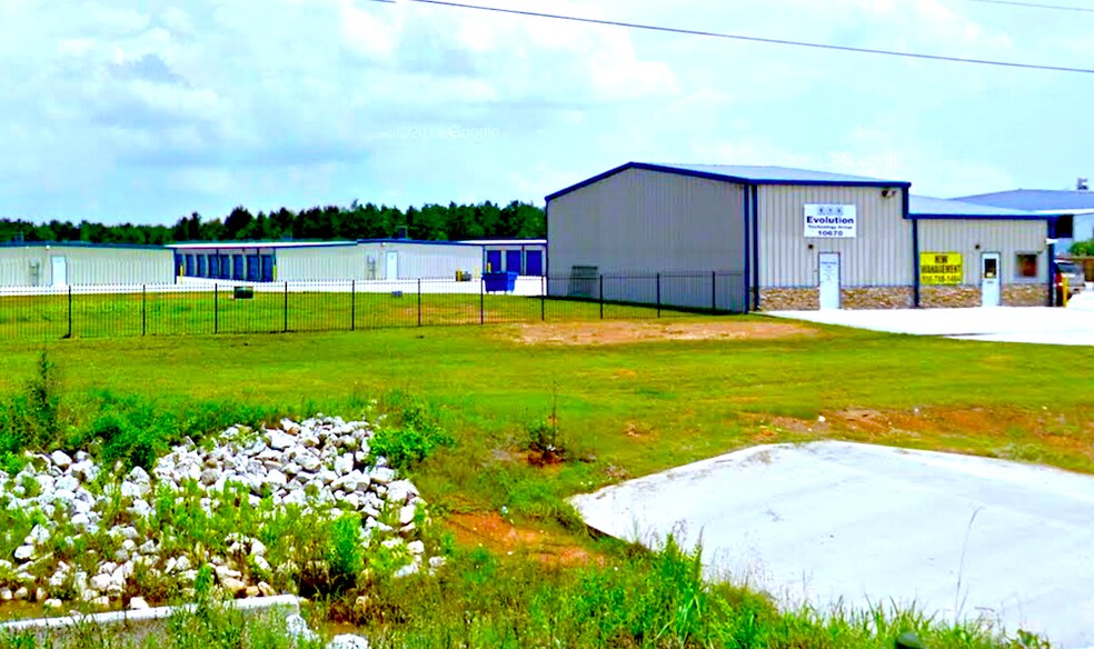 Primary Photo Of 10670 FM 1484 Rd, Conroe Self Storage For Sale