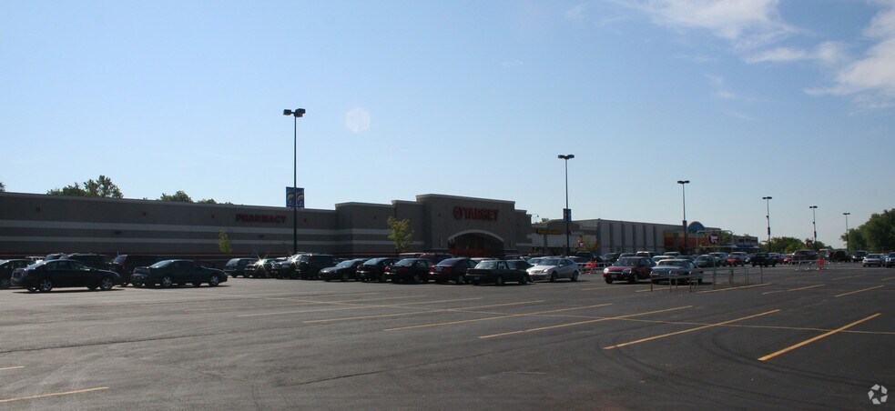 More Photos Of 4323-4357 N Chouteau Tfwy, Kansas City Unknown For Lease