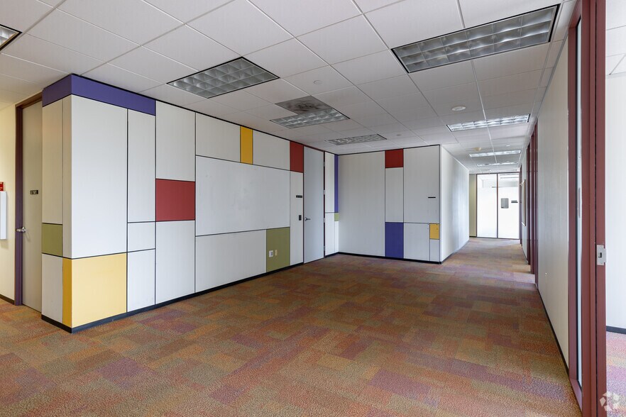 More Photos Of 13401 N I-45, Houston Office For Sale