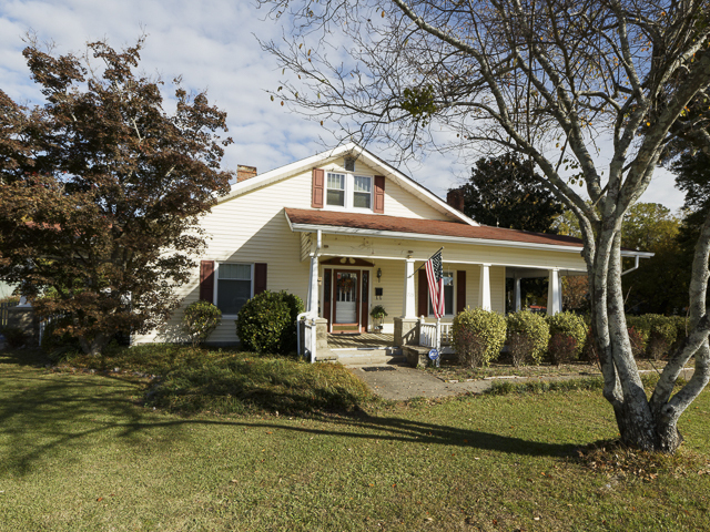 Primary Photo Of 715 Broad St, Fuquay Varina Flex For Sale