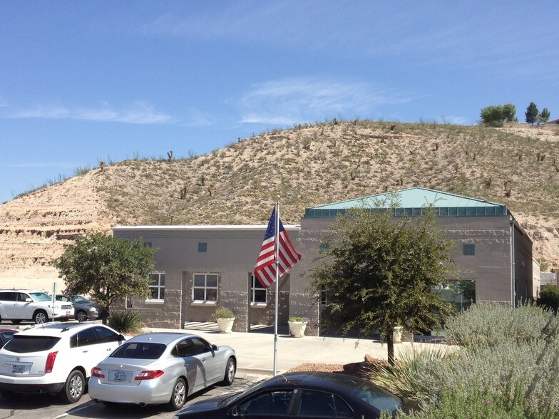 More Photos Of 5662 N Mesa St, El Paso Medical For Lease