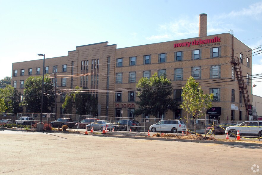 More Photos Of 70 Outwater Ln, Garfield Manufacturing For Lease