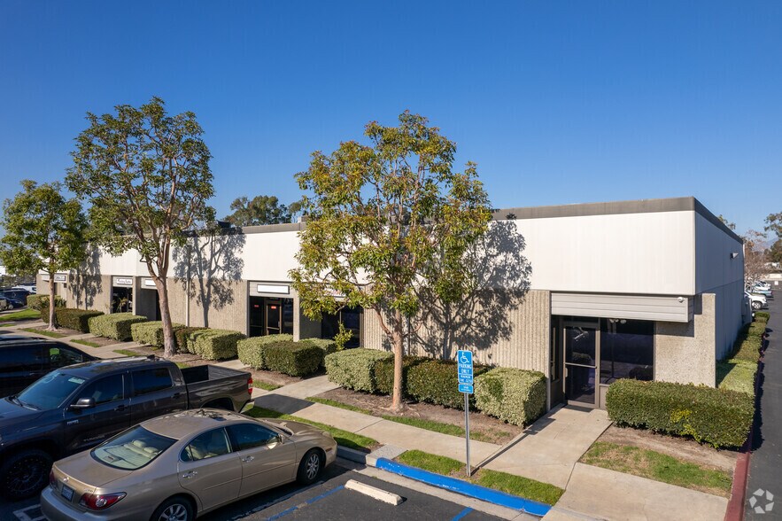 More Photos Of 15791 Rockfield Blvd, Irvine Unknown For Lease