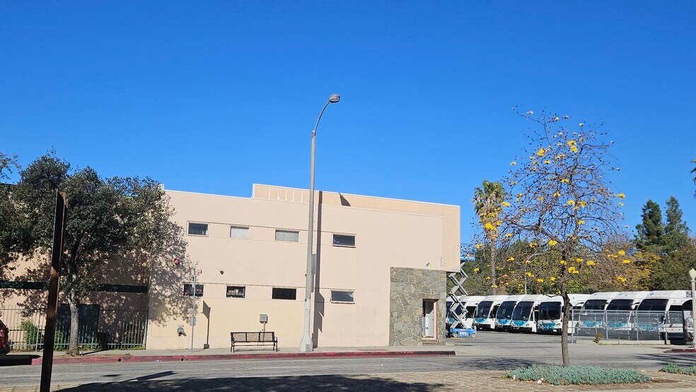 Primary Photo Of 303 N Allen Ave, Pasadena Warehouse For Sale