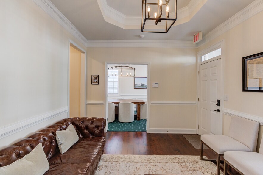 More Photos Of 1100 Powers Pl, Alpharetta Office Residential For Sale