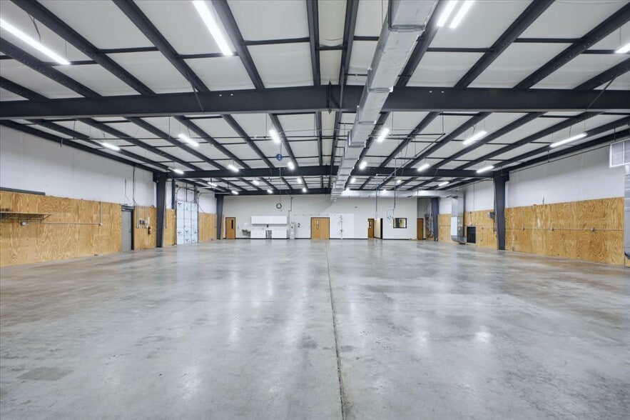 More Photos Of 135 Joshua Ct, Lincolnton Warehouse For Sale