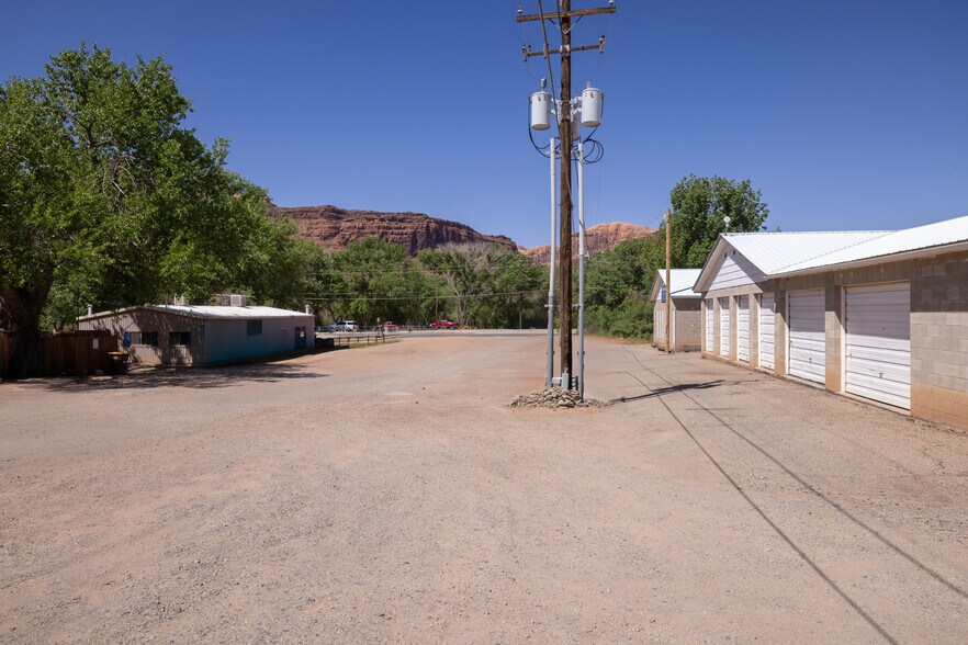 More Photos Of 38 S 100 W, Moab Self Storage For Sale