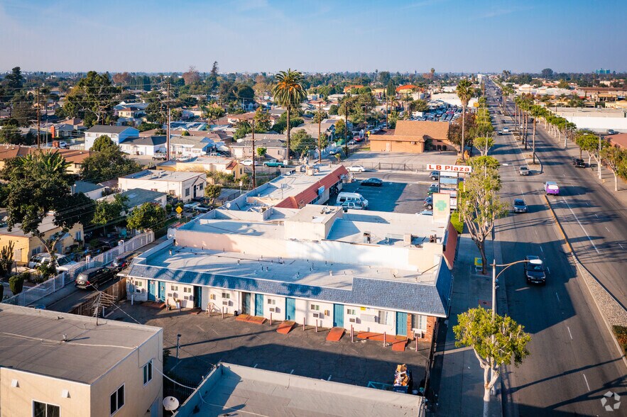 More Photos Of 605 N Long Beach Blvd, Compton Apartments For Sale