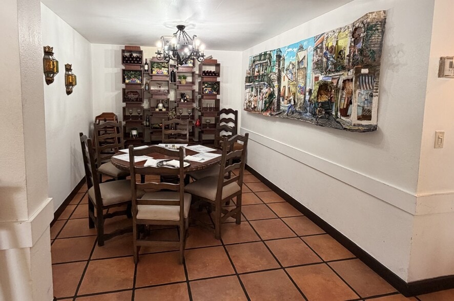 More Photos Of 2475 S Douglas Rd, Miami Restaurant For Sale