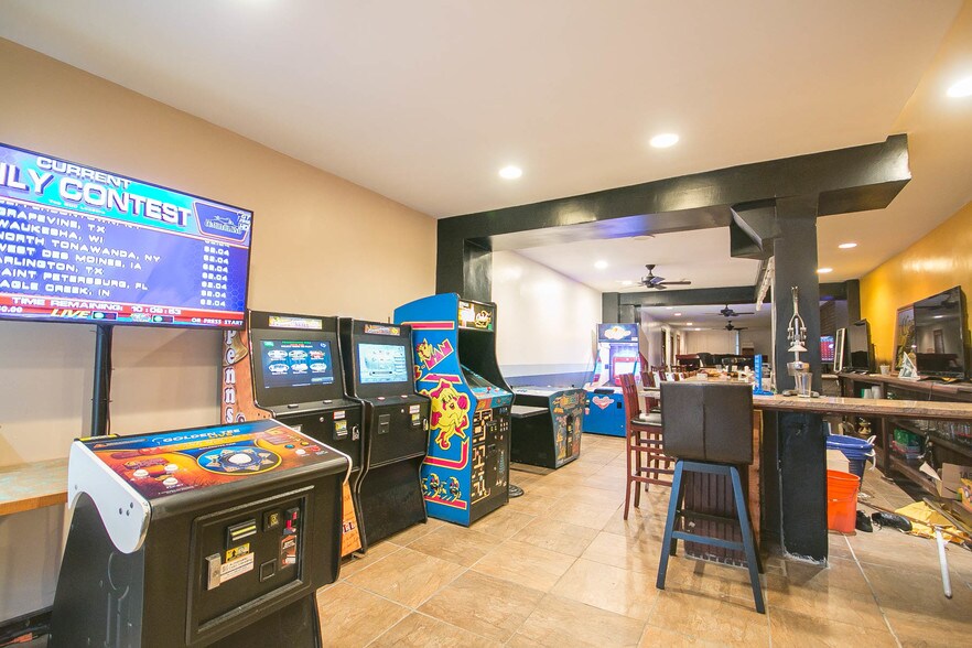 More Photos Of 6076-6080 Ridge Ave, Philadelphia Storefront Retail Residential For Lease