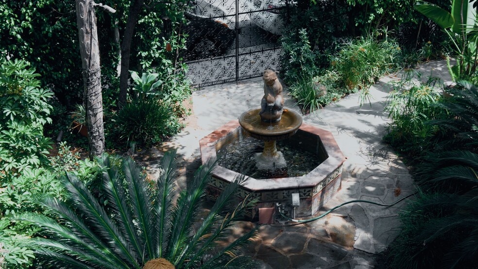 More Photos Of 8468 Fountain Ave, West Hollywood Apartments For Sale