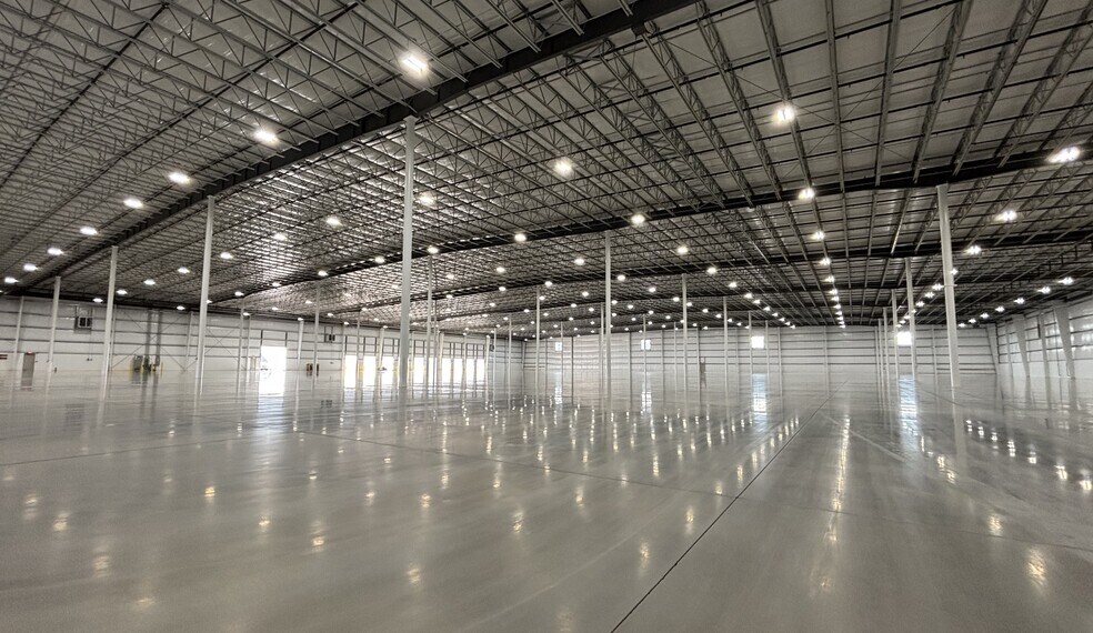 More Photos Of 537 American Way, Grenada Manufacturing For Lease