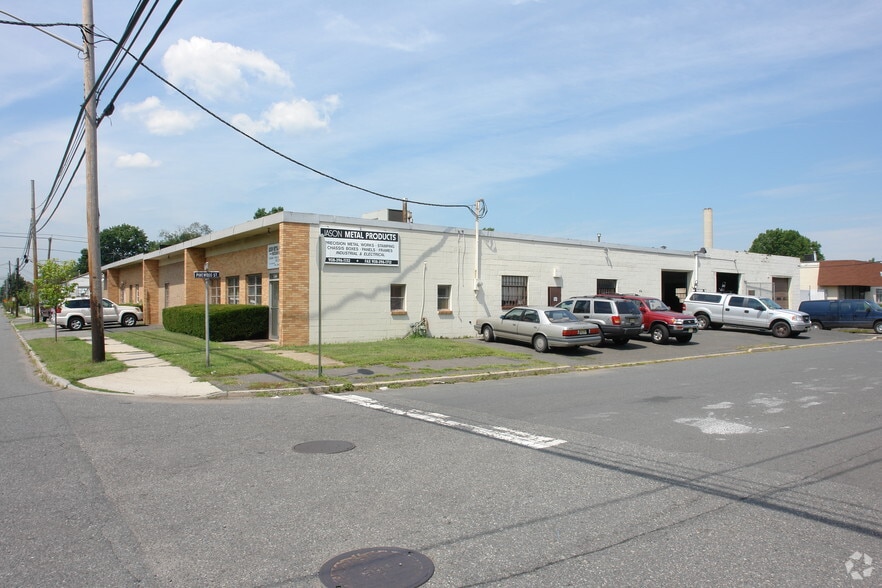 More Photos Of 1072 Randolph Ave, Rahway Warehouse For Sale