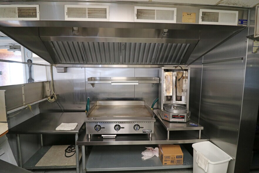 More Photos Of 2722 Easton Ave, Bethlehem Restaurant For Sale