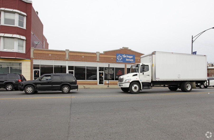 More Photos Of 3541-3545 N Elston Ave, Chicago Storefront For Sale